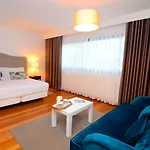 Casas Forte Do Pico By Brugrani *