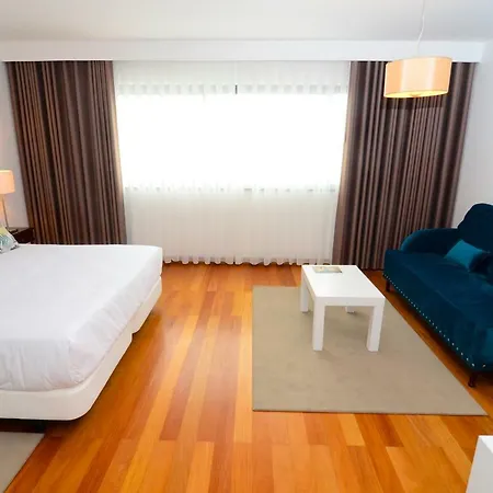 Casas Do Do Pico * 푼샬