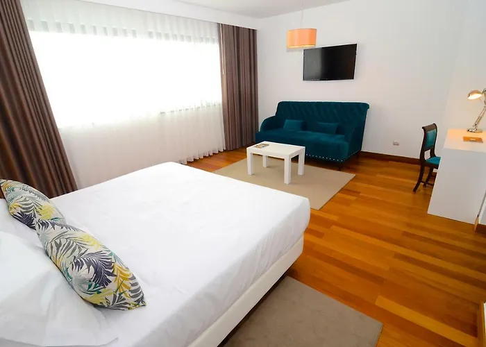 Casas Forte Do Pico By Brugrani *
